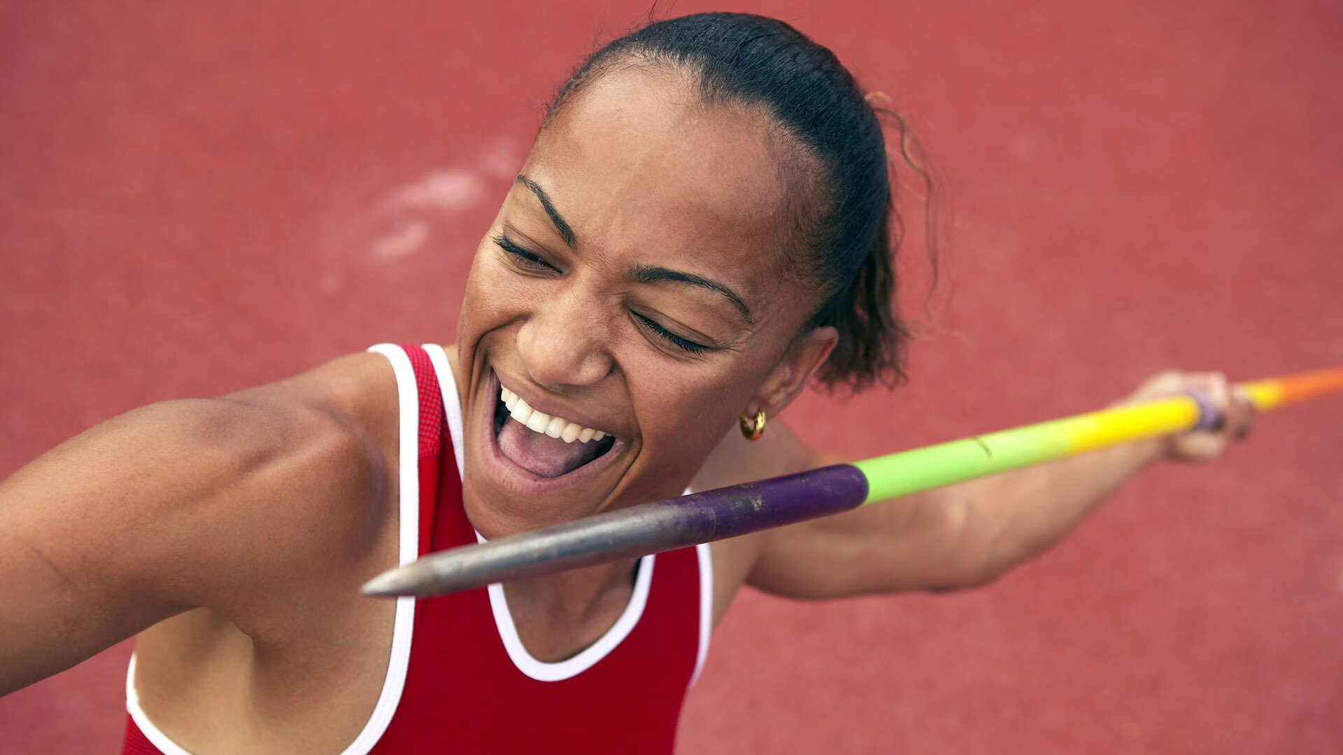 F1赛车赛场焦点！意大利队对阵澳大利亚队，激战正酣，豪门对决再度上演